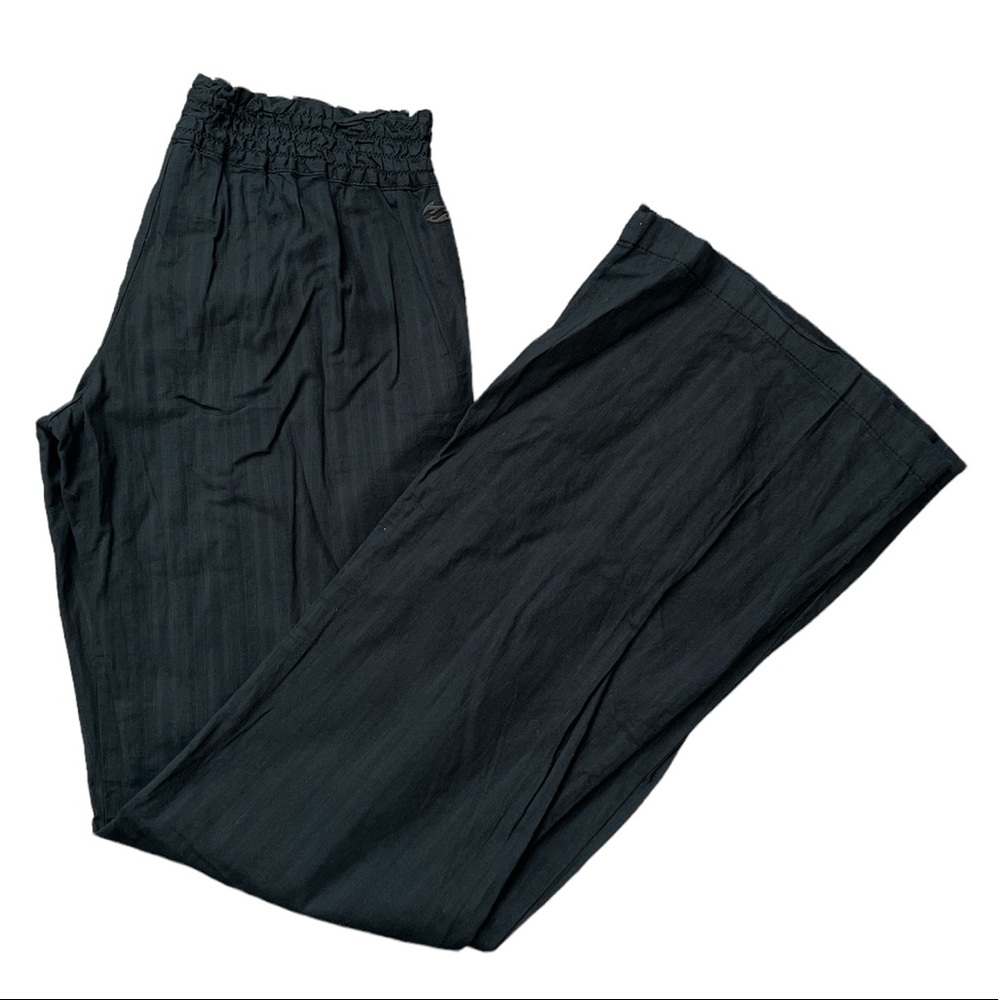 NWOT Billabong Wide Leg Pull on Pants
